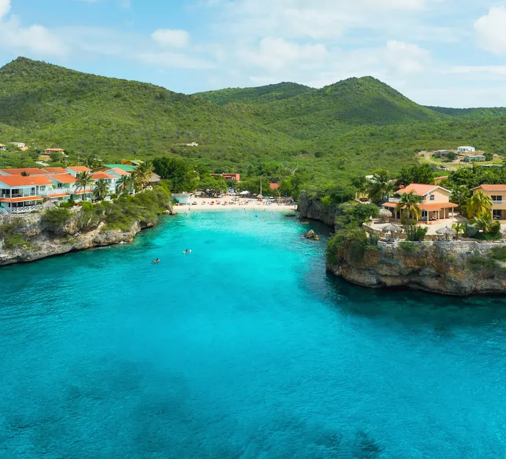Tropezia Palace le siège social est à Curacao